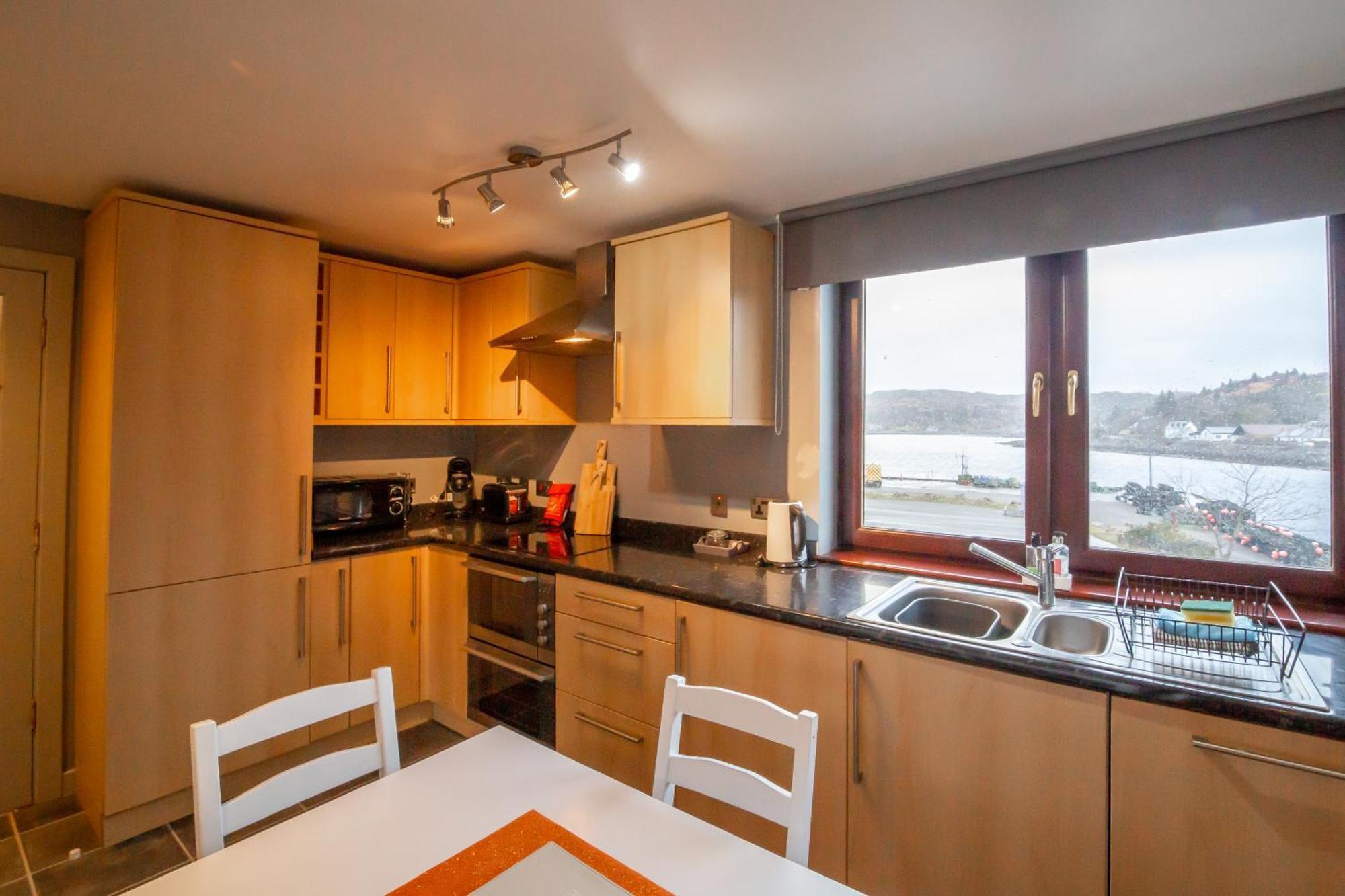 4 Wheelhouse Apartment Lochinver Exteriör bild